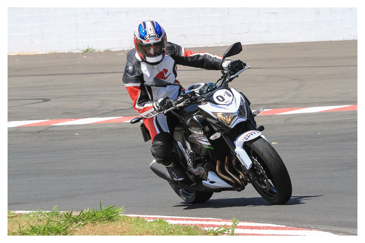 技术支持泛滥：详述游戏制作和防技术支持的历程。